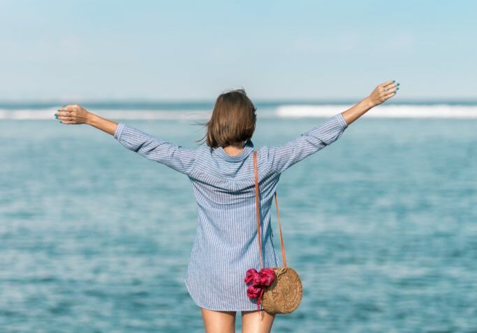 artem-bali-673071-unsplash